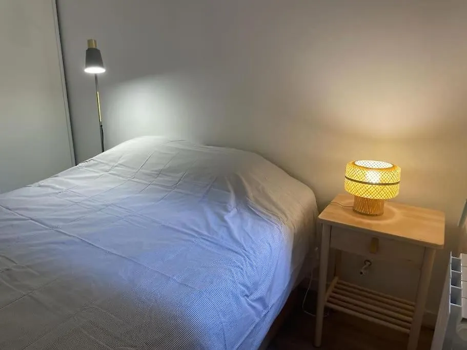 Lägenhet Charmant T2 Avec Jardin Paris
